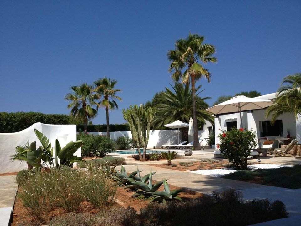 Villa i Cala Tarida, Ibiza - foto 1